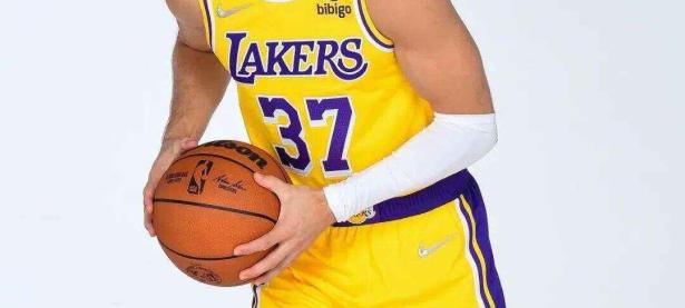 九游- 叶珂自曝有漂亮恐惧症 