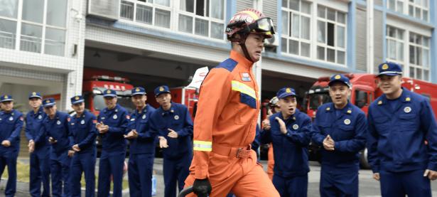 九游-关于棒球热身赛，塞外闪电队与辽东玄武队逆转，体能对抗拉满！细节处理更胜一筹的信息