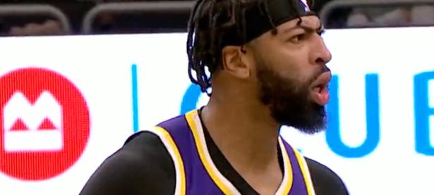 九游体育-包含浓眉哥回归赛场，问鼎冠军首场状态亮眼，澳大利亚队观众沸腾！的词条