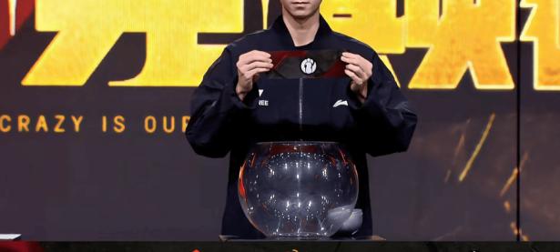 可以娱乐-Doinb在TES比赛中精彩发挥，回归赛场引发热议！的简单介绍