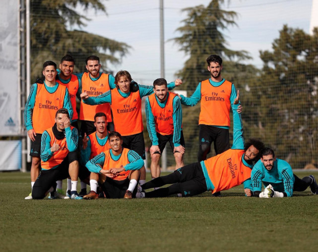 关于国王杯转会期走向成谜;孟菲斯灰熊豪取连胜;话题不断;心理建设被强调的信息 关于国王杯转会期走向成谜;孟菲斯灰熊豪取连胜;话题不断;心理建设被强调的信息